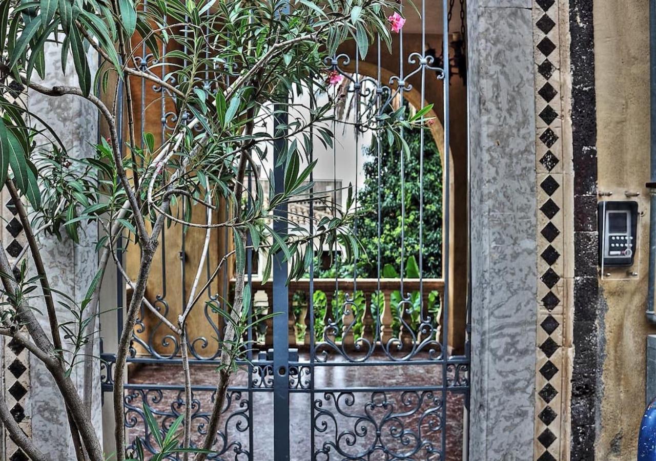 Arche Apartment Таормина Екстериор снимка